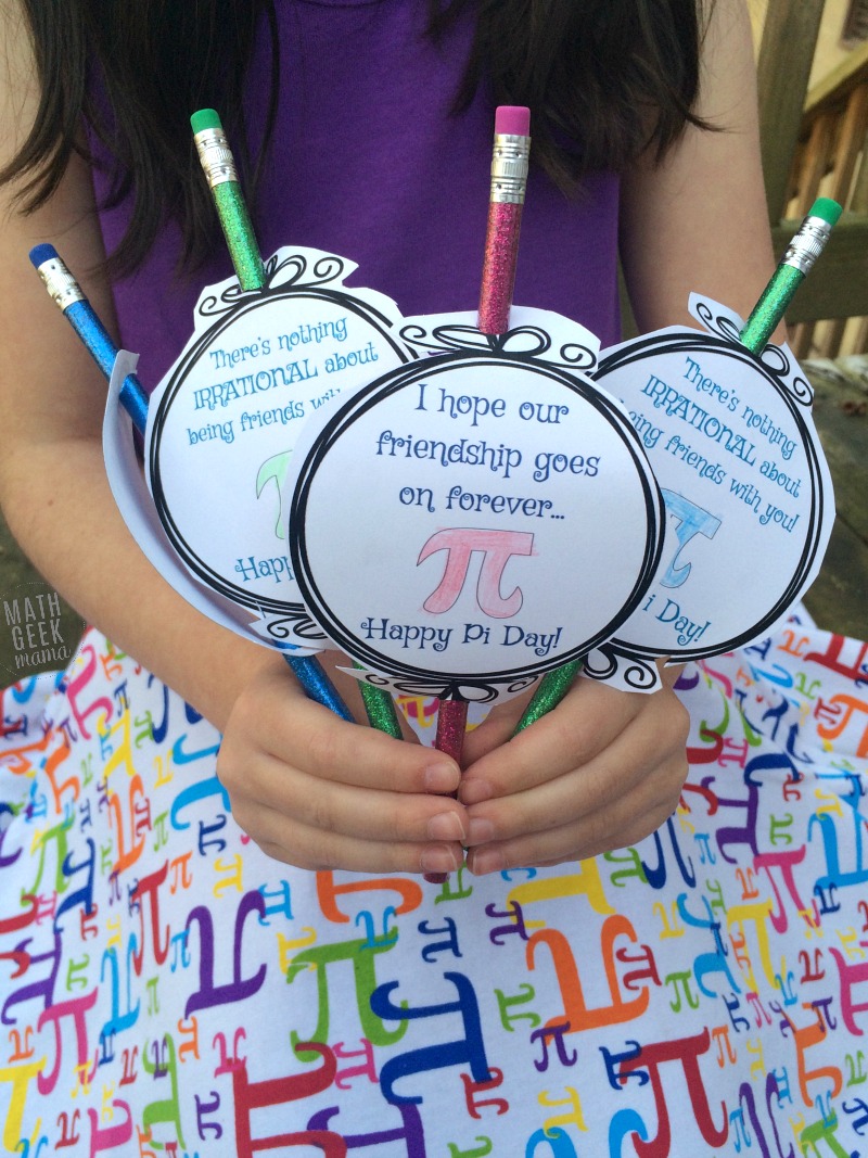 Looking for a fun and simple Pi Day Activity for kids of all ages? Celebrate an excitement for math with this Pi Day Craft for kids! It's super simple, and kids can then share the number pi and discuss math concepts with their friends. While eating pie, of course. ;)
