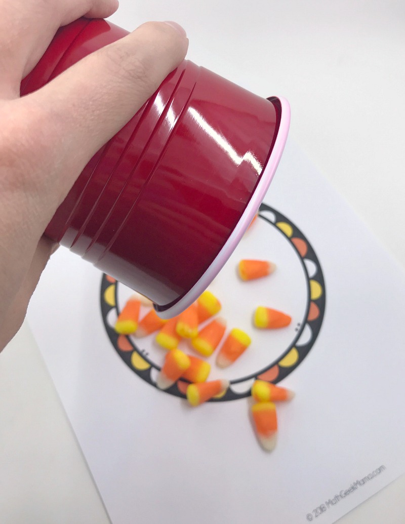 Looking for a fun way to put all your candy corn to good use? This free set of candy corn math printables use candy corn as a fun math manipulative. There are counting mats, an addition game, plus counting to 100 and measurement. Kids will love it!